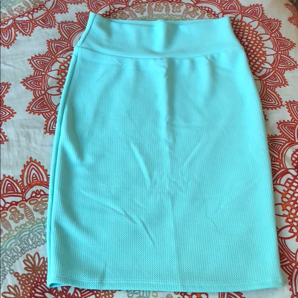 NWOT Lularoe Cassie size small